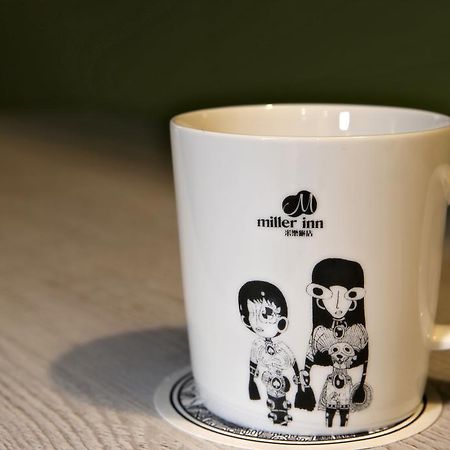 ミラー イン 台中市 エクステリア 写真