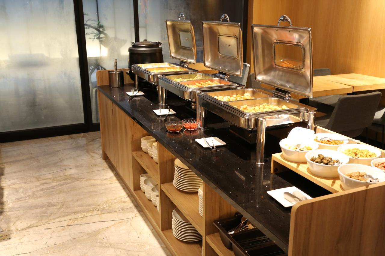 ミラー イン 台中市 部屋 写真